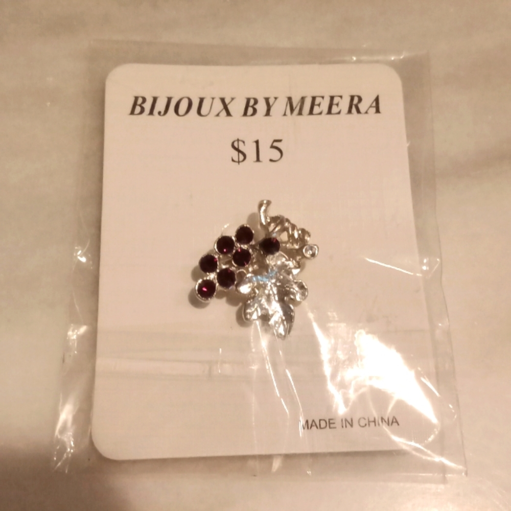 BIJOUX BY MEERA PIN